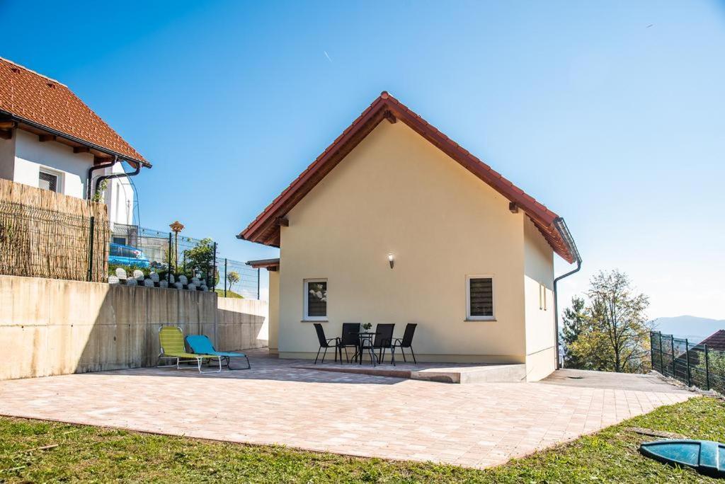 Holiday Home Bor Подчетртек Екстер'єр фото